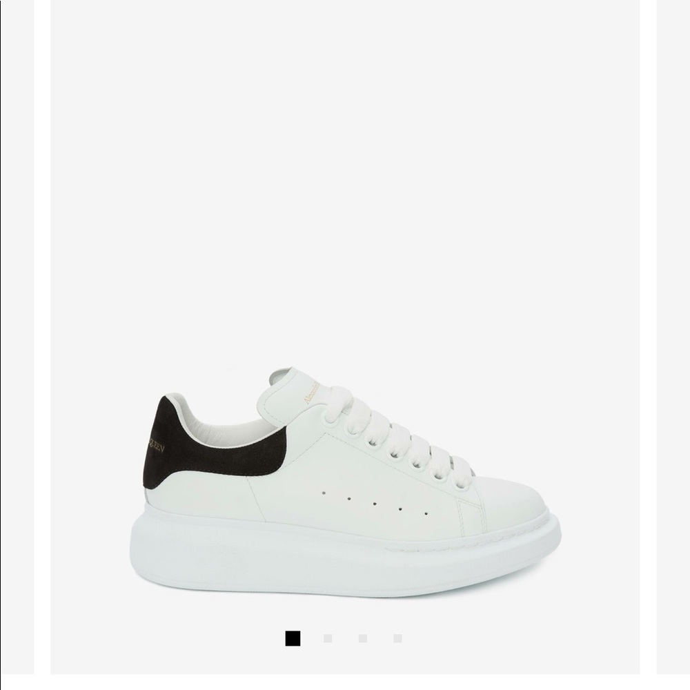 COPY - Alexander McQueen oversized sneaker